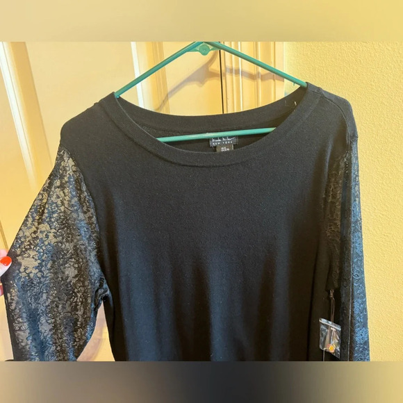 Nicole Miller Black Dress Floral Lace Sleeves Sz XL - Picture 2 of 10